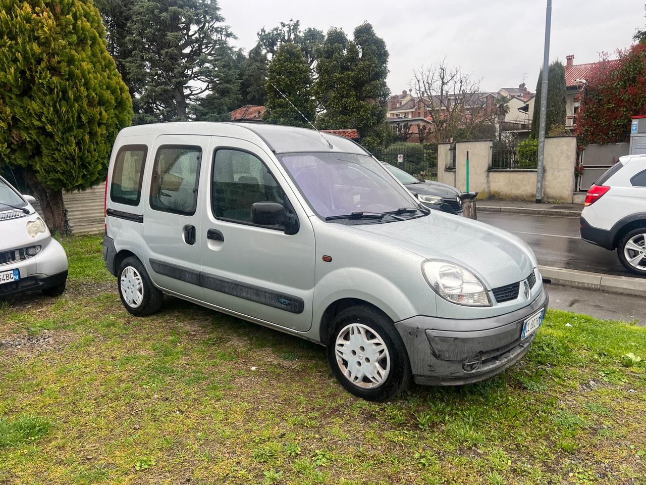 Renault Kangoo 1.2 16V 4p. Authentique