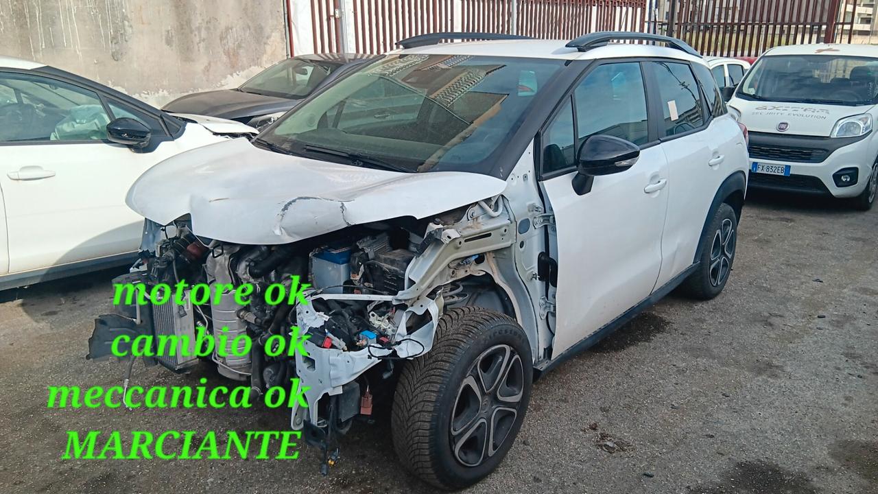 Citroen C3 Aircross Shine incidentata sinistrata mondialcars 022