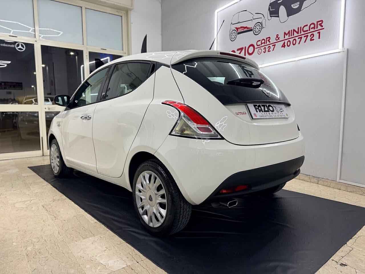 Lancia Ypsilon 1.3 MJT 95Cv
