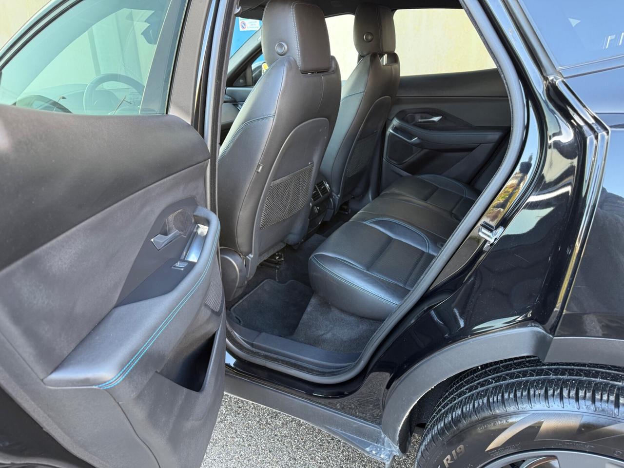 Jaguar E-Pace 2.0D 240 CV R- Dynamic AWD aut. S