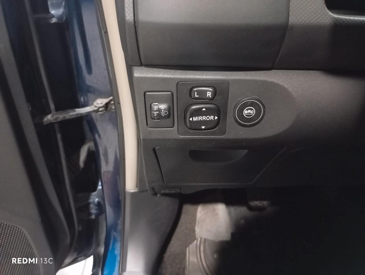 TOYOTA YARIS DEL 2006 BENZINA GPL FINO AL 2036