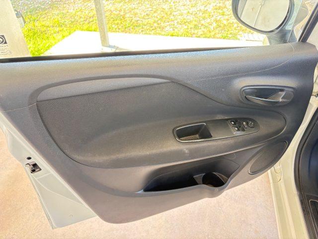 FIAT Punto 1.2 8V 5 porte Lounge EURO 6 TENUTA BENE