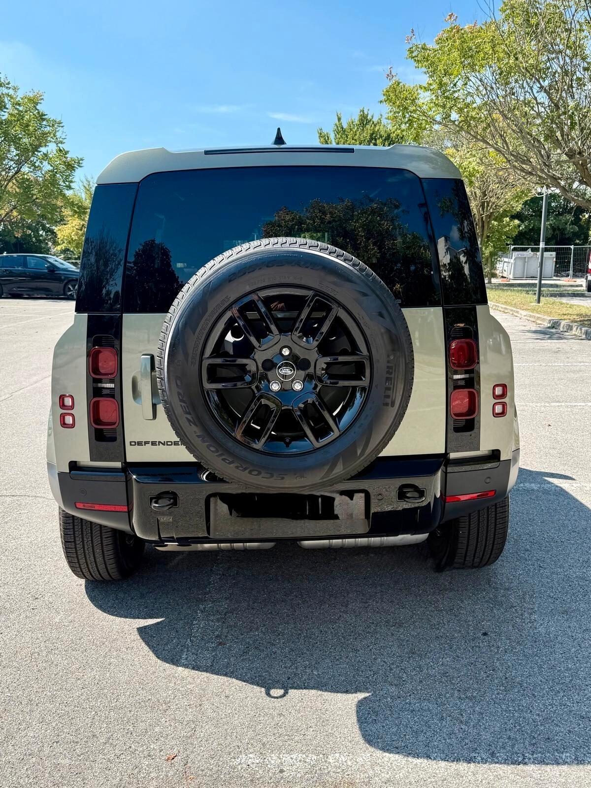 Land Rover Defender 90 3.0D I6 250 CV AWD Auto S