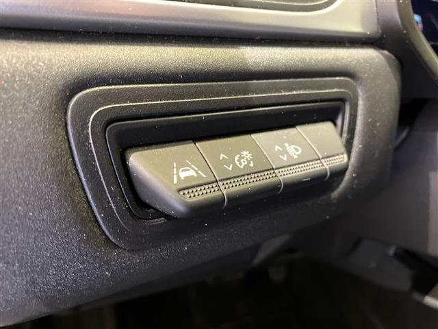 RENAULT Captur 1.6 E-TECH Hybrid Zen Auto 145cv