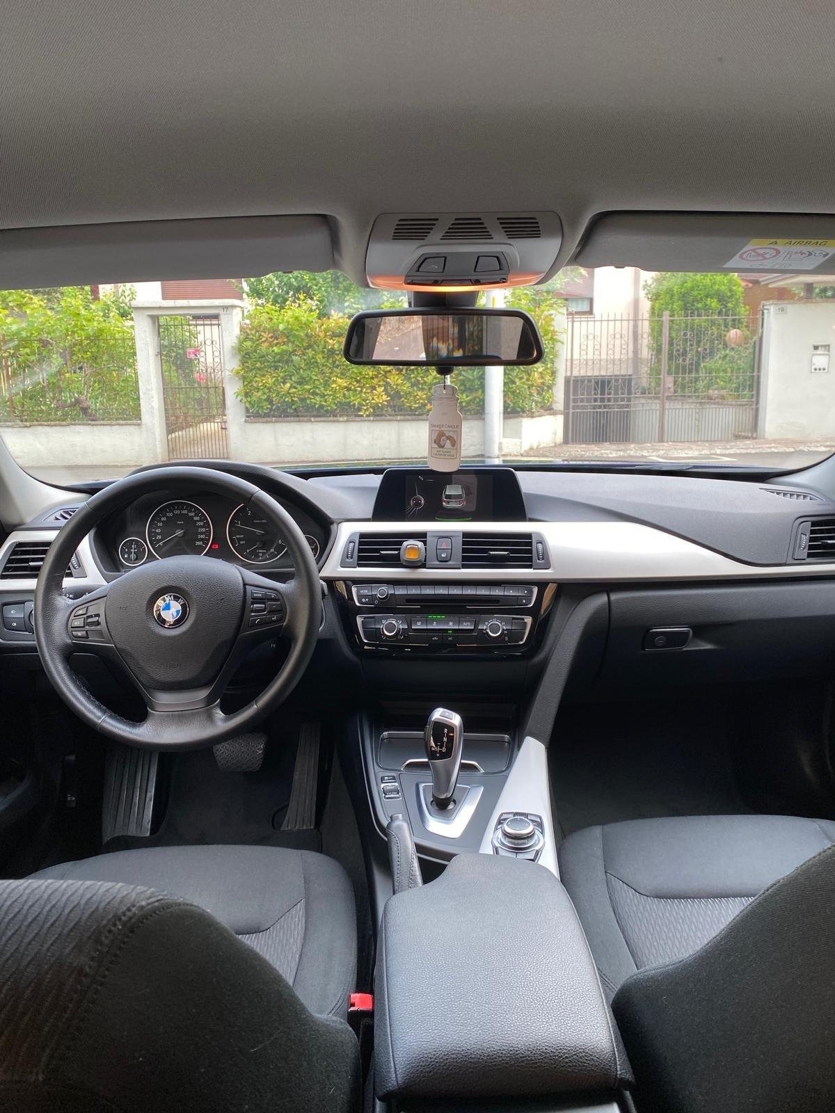 Bmw 318 Bmw 318, euro 6C, anno 2016, cambio automatico