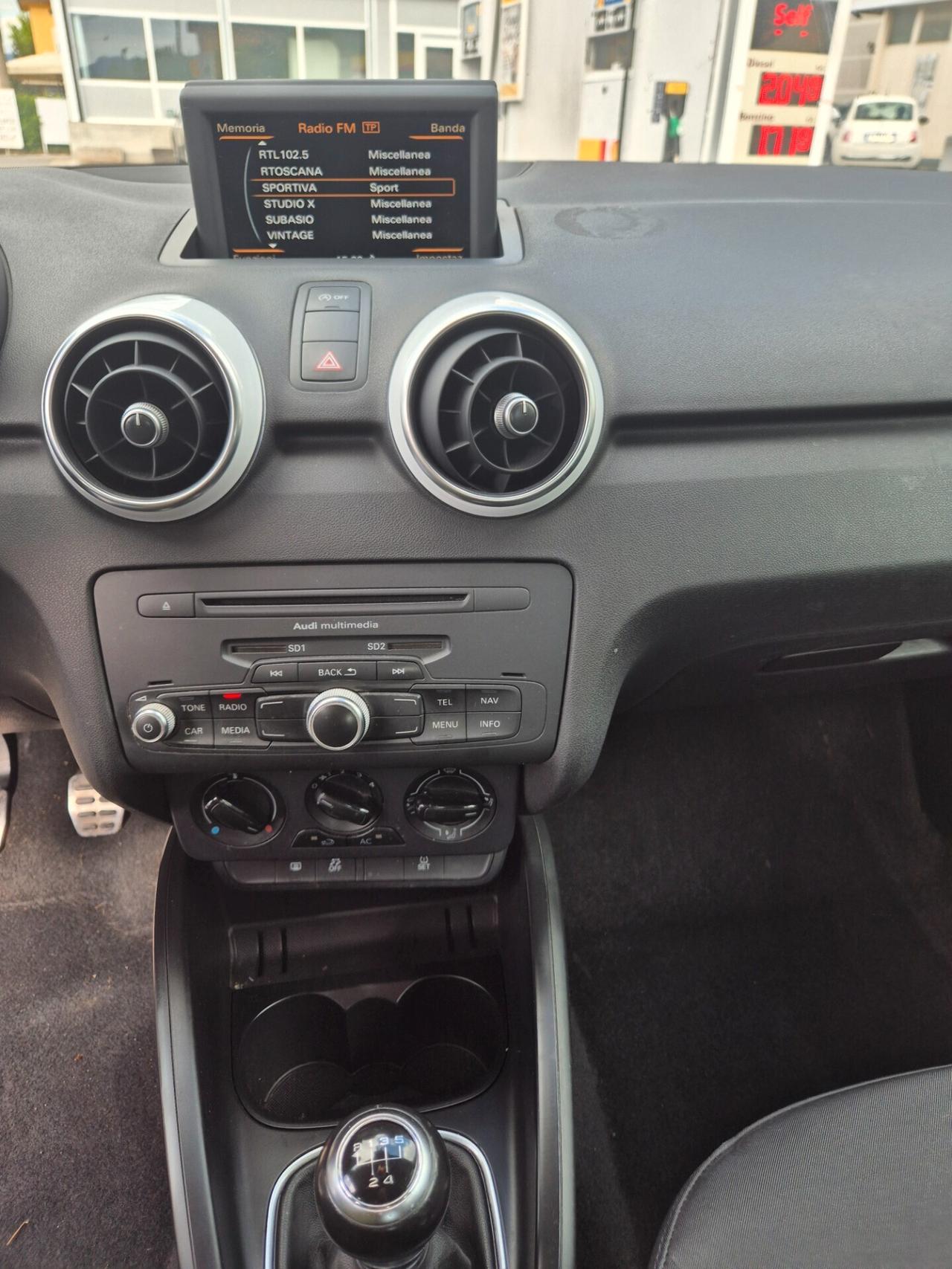 Audi A1 SPB 1.2 TFSI S line edition