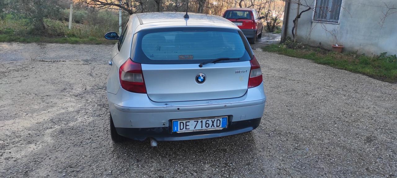 Bmw 118 118d cat 5 porte Attiva