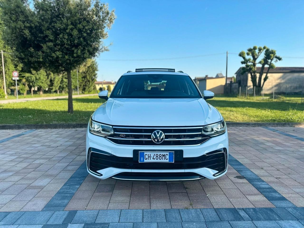 Volkswagen Tiguan 2.0 TDI 200 CV SCR DSG 4MOTION R-Line