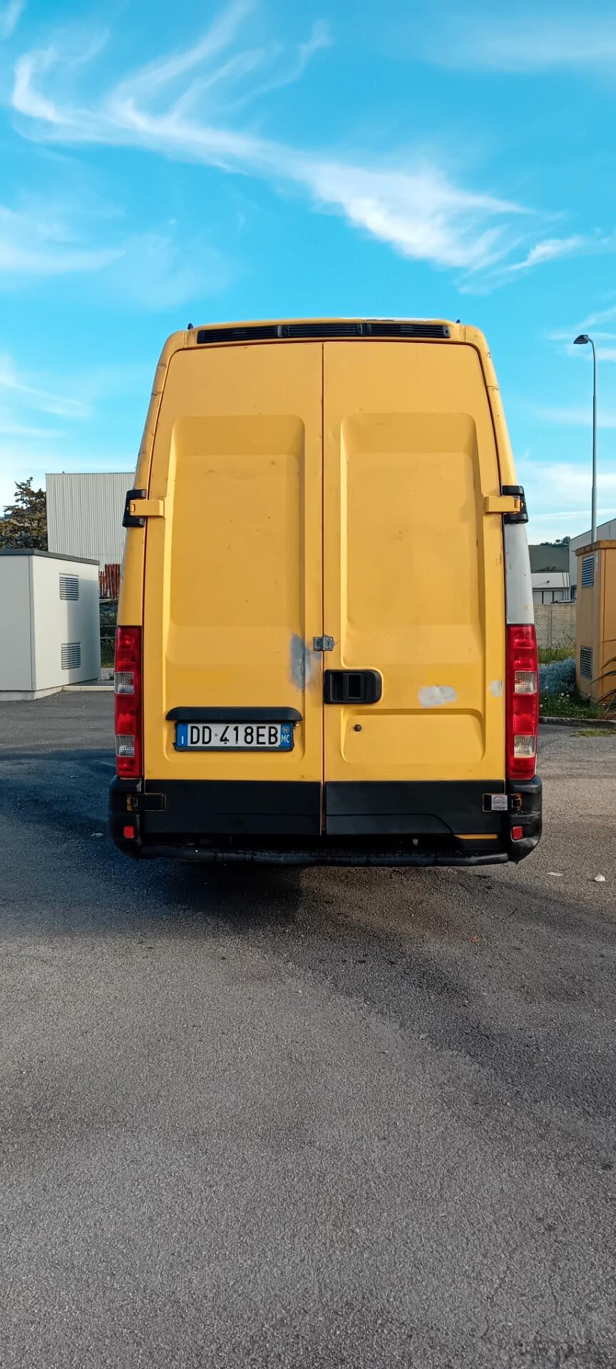 Iveco Daily 35S18P 3.0 Hpt maxi gancio traino