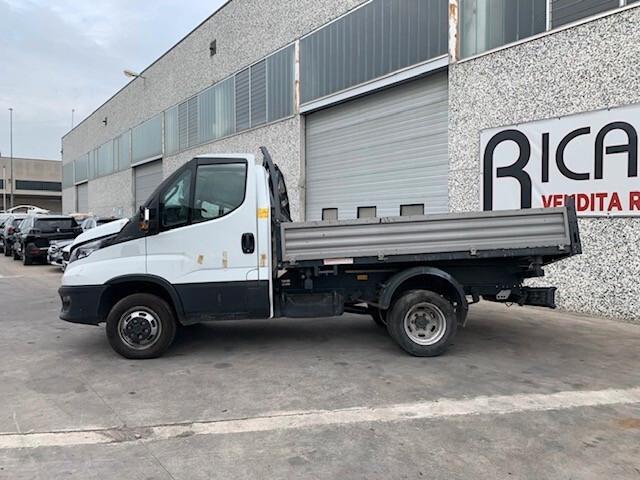 Iveco Daily Con Cassone Ribaltabile