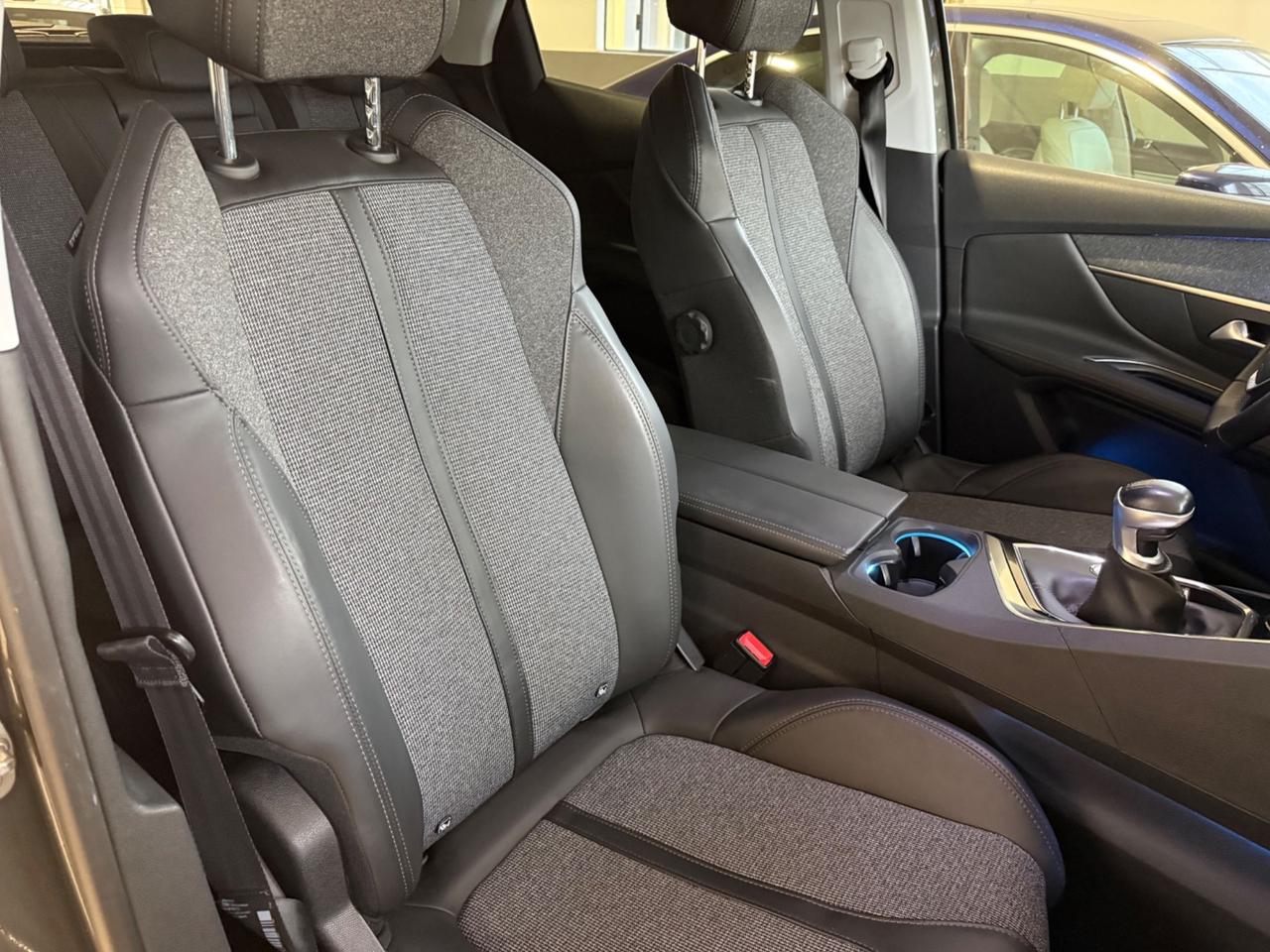 Peugeot 3008 1.6 hdi 120 cv Allure UNICO PROP CINGHIA E GOMME NUOVE