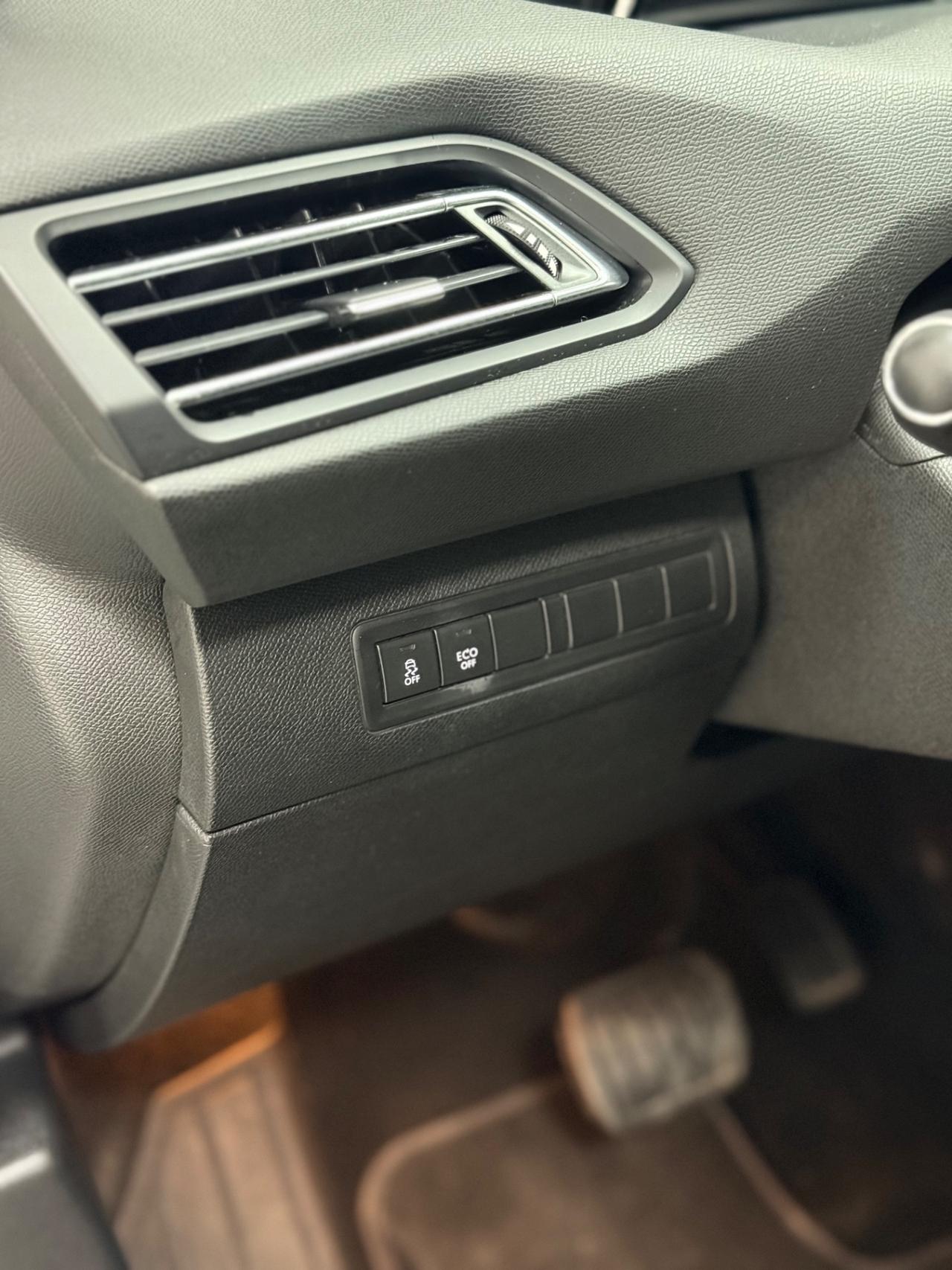 Peugeot 308 1.6 BHDi 120 cv EAT6 SW Allure 07/2016 Euro 6B