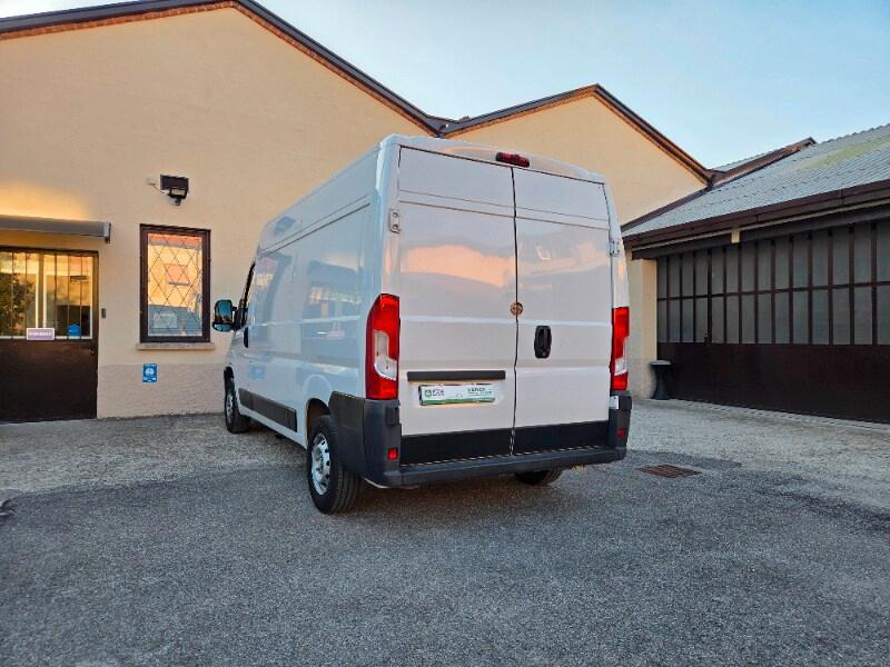 PEUGEOT Boxer (3ª serie) Boxer 333 2.2 BlueHDi...