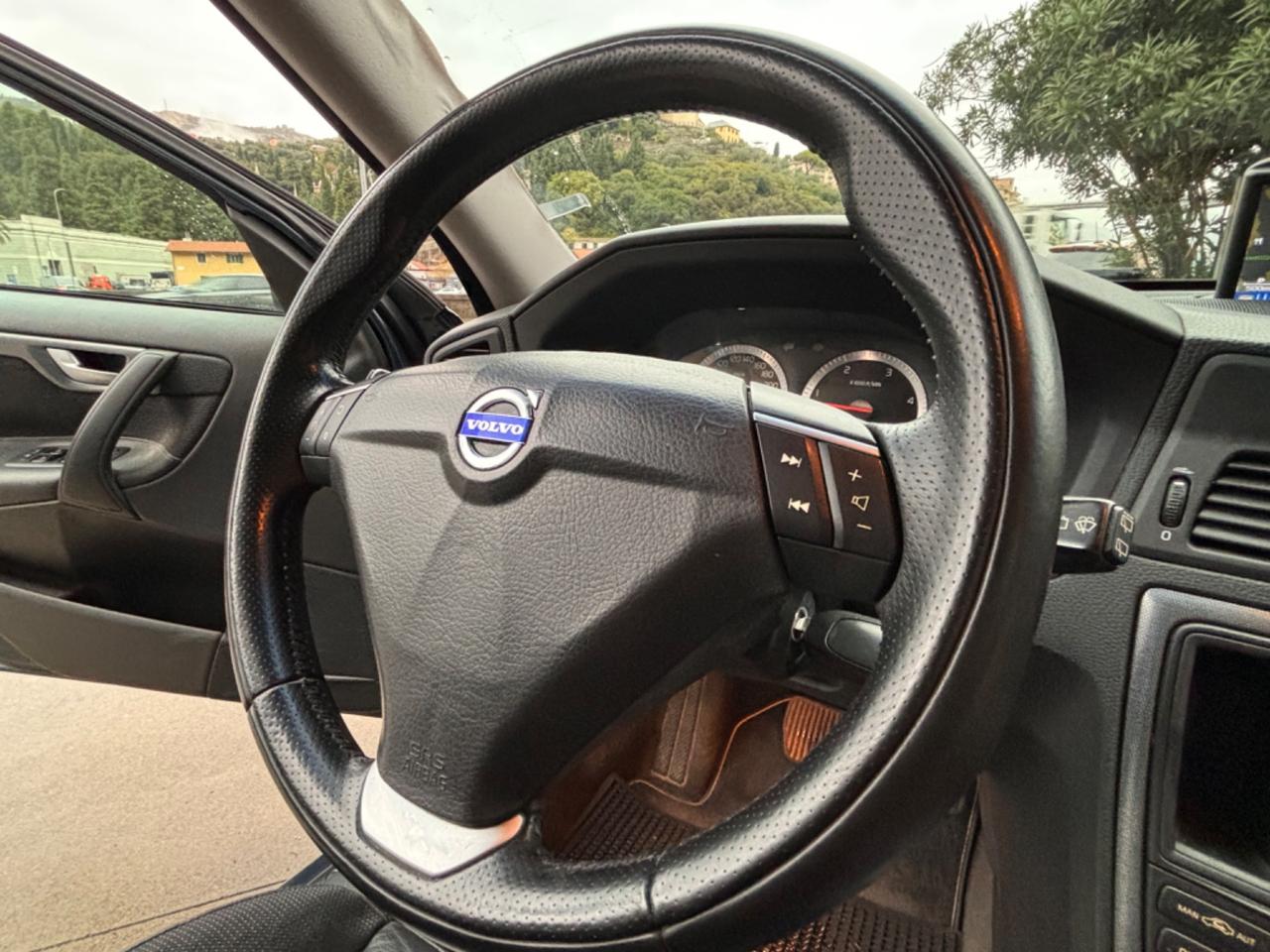 Volvo V70 2.4 D5 Kinetic