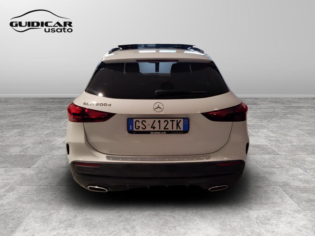 Mercedes-Benz GLA-H247 2023 - GLA 200 d AMG Line Premium auto