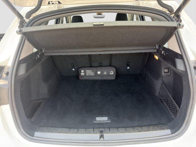 BMW X1 X1 sDrive18d BUSINESS ADVANTAGE