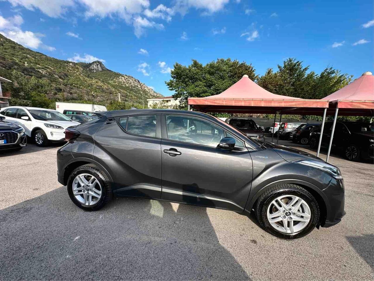 Toyota C-HR 1.8 Hybrid E-CVT Business