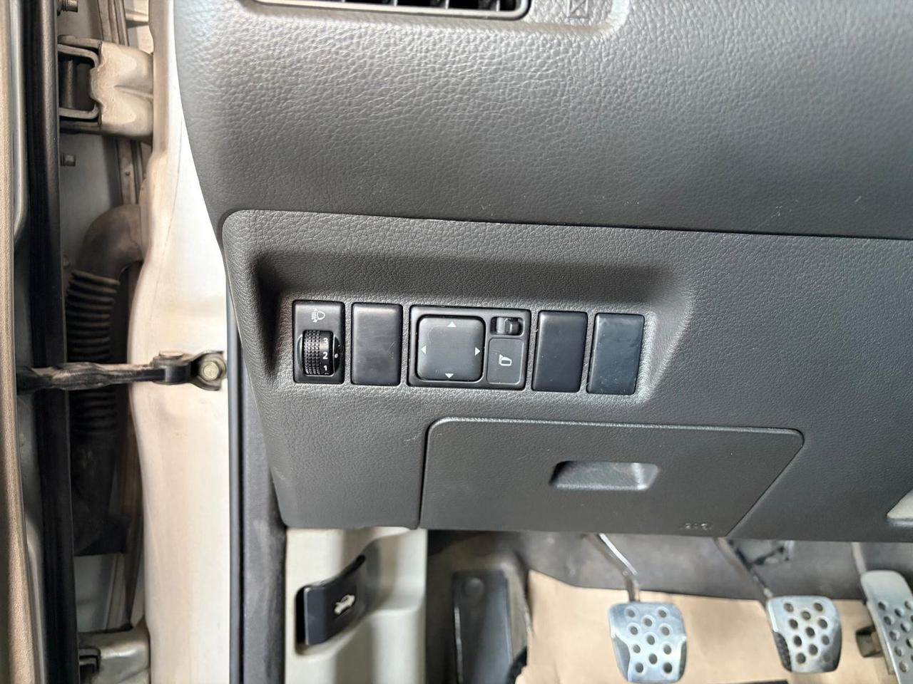 Nissan X-Trail 2.2 dCi Elegance