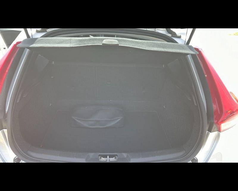 Volvo V40 Cross Country D2 Volvo Ocean Race
