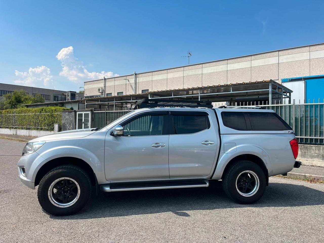 Nissan Navara 2.3 dCi 4WD 190CV