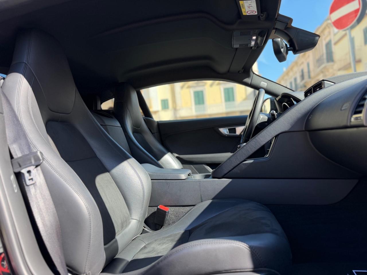 Jaguar F-Type 3.0 V6 COUPE 340 CV MANUALE