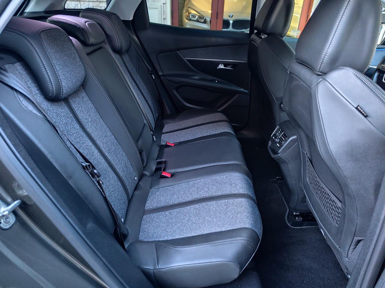 Peugeot 3008 BlueHDi 130cv EAT8 Allure PERFETTA