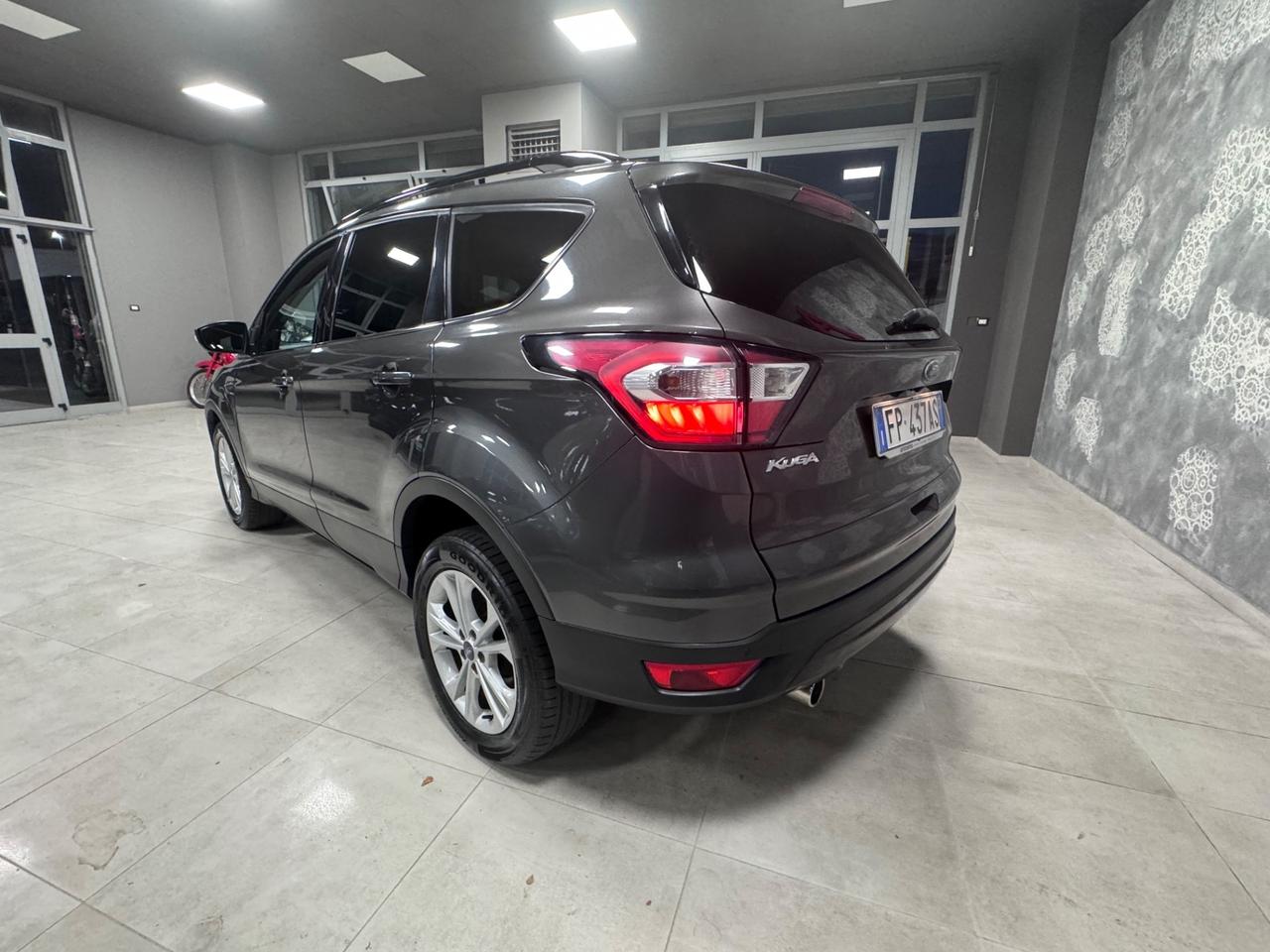 FORD KUGA 1.5 TDCI AUTOMATICA TITANIUM