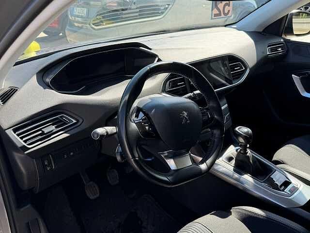 Peugeot 308 BlueHDi 130 S&S SW Allure