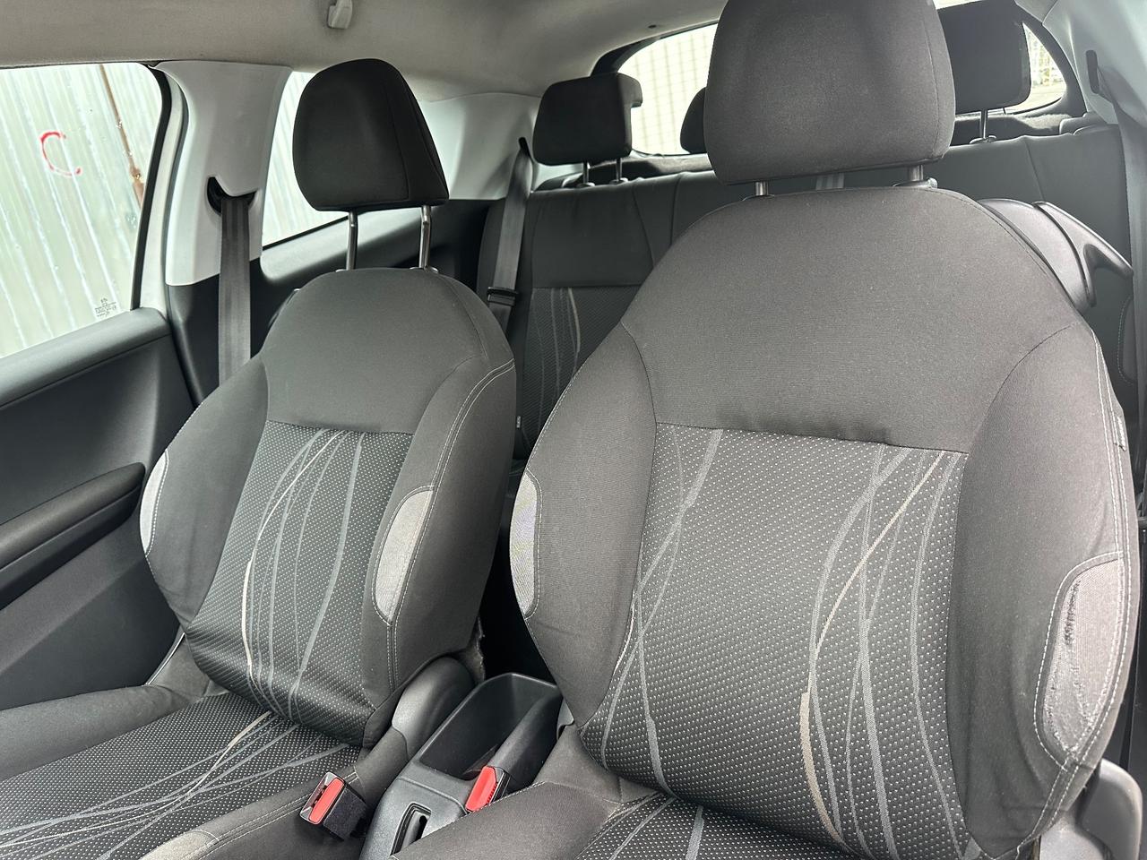 Peugeot 208 1.4 HDi 68 CV 3 porte Allure