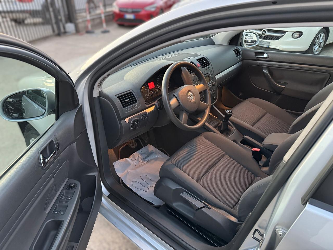 Volkswagen Golf 1.9 TDI 5p. Comfortline