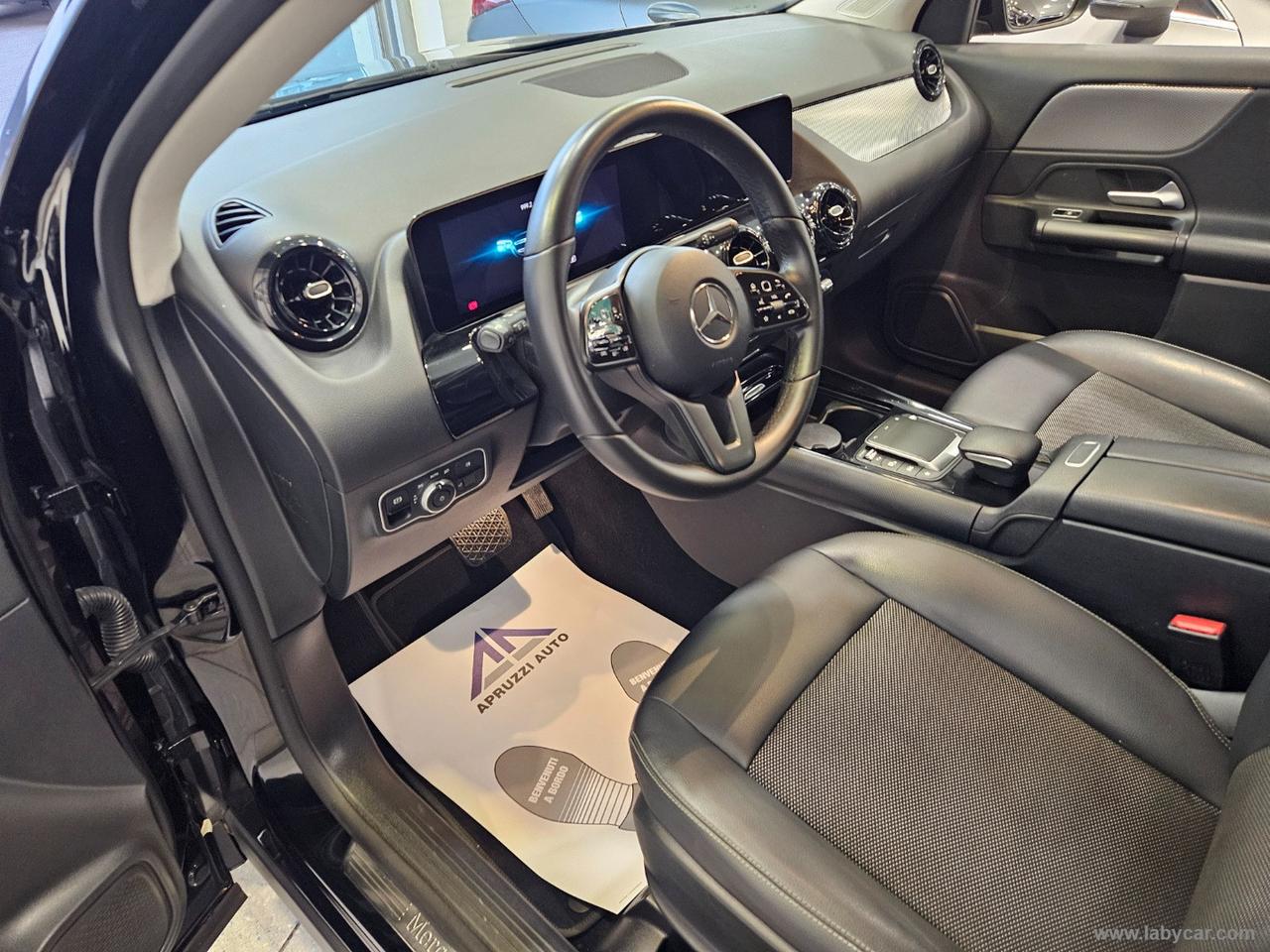 MERCEDES-BENZ GLA 180 d Automatic Business Extra