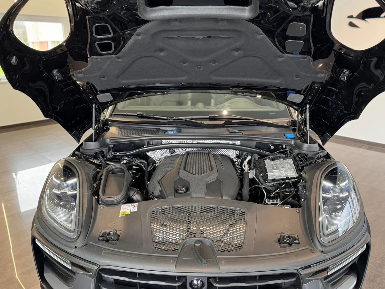 Porsche Macan 2.0 T 265cv scarichi sportivi da vetrina