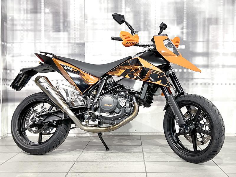 KTM 690 Supermoto LC4