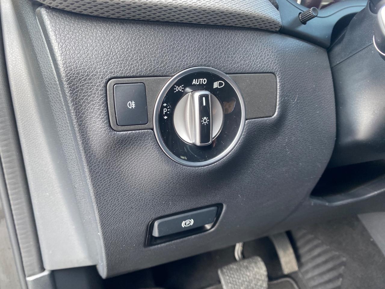 Mercedes-benz B 180 d Automatic Sport