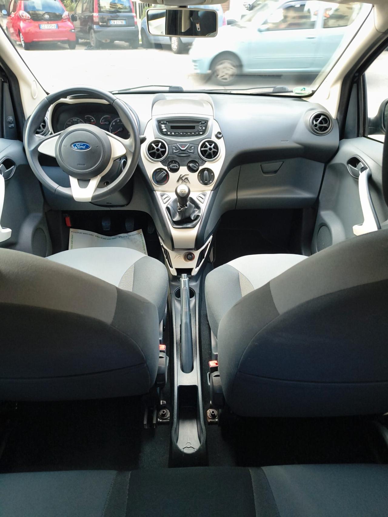 Ford Ka 1.2 8V 69CV Titanium