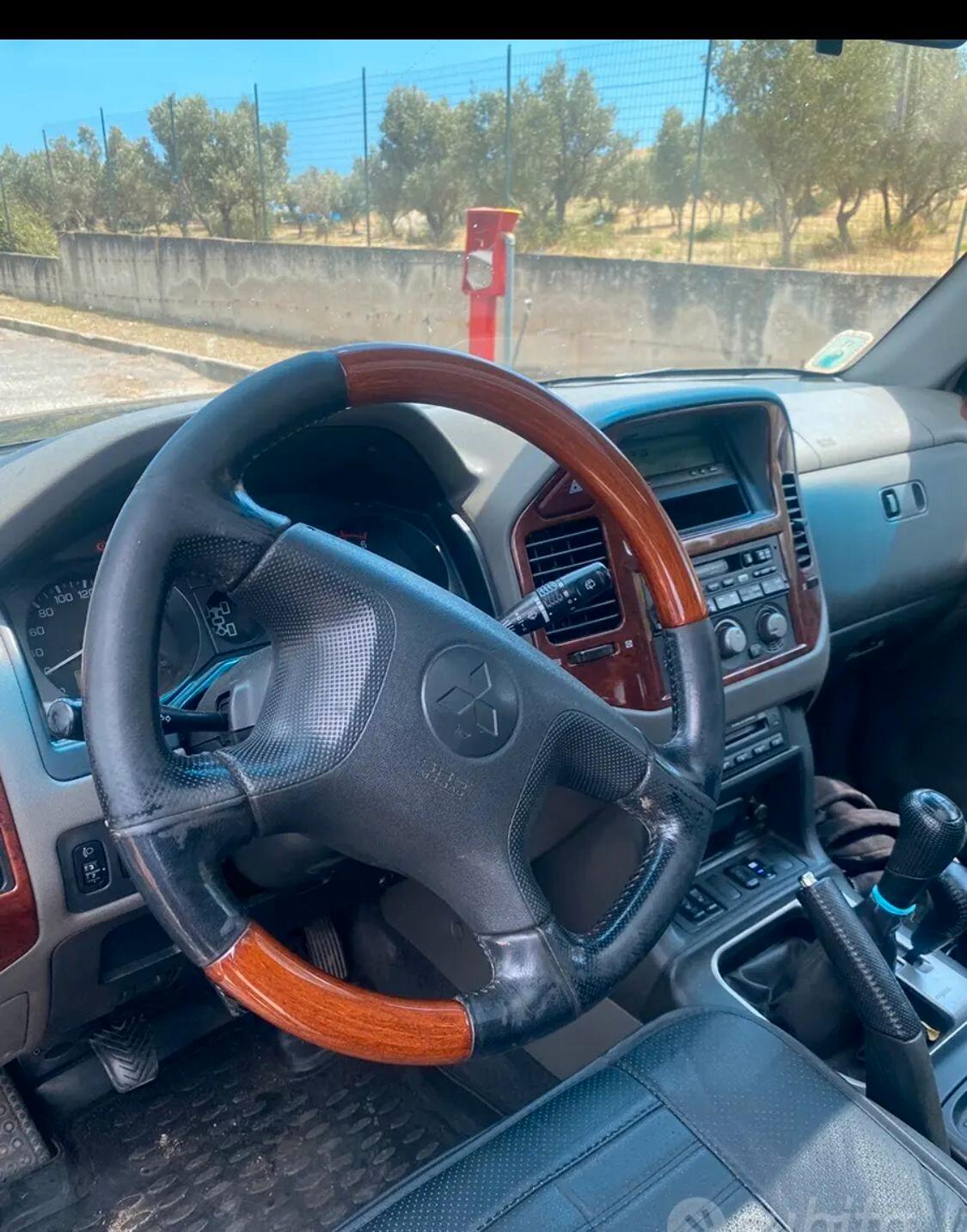 Mitsubishi Pajero 3.2 16V DI-D 3p. GLS1