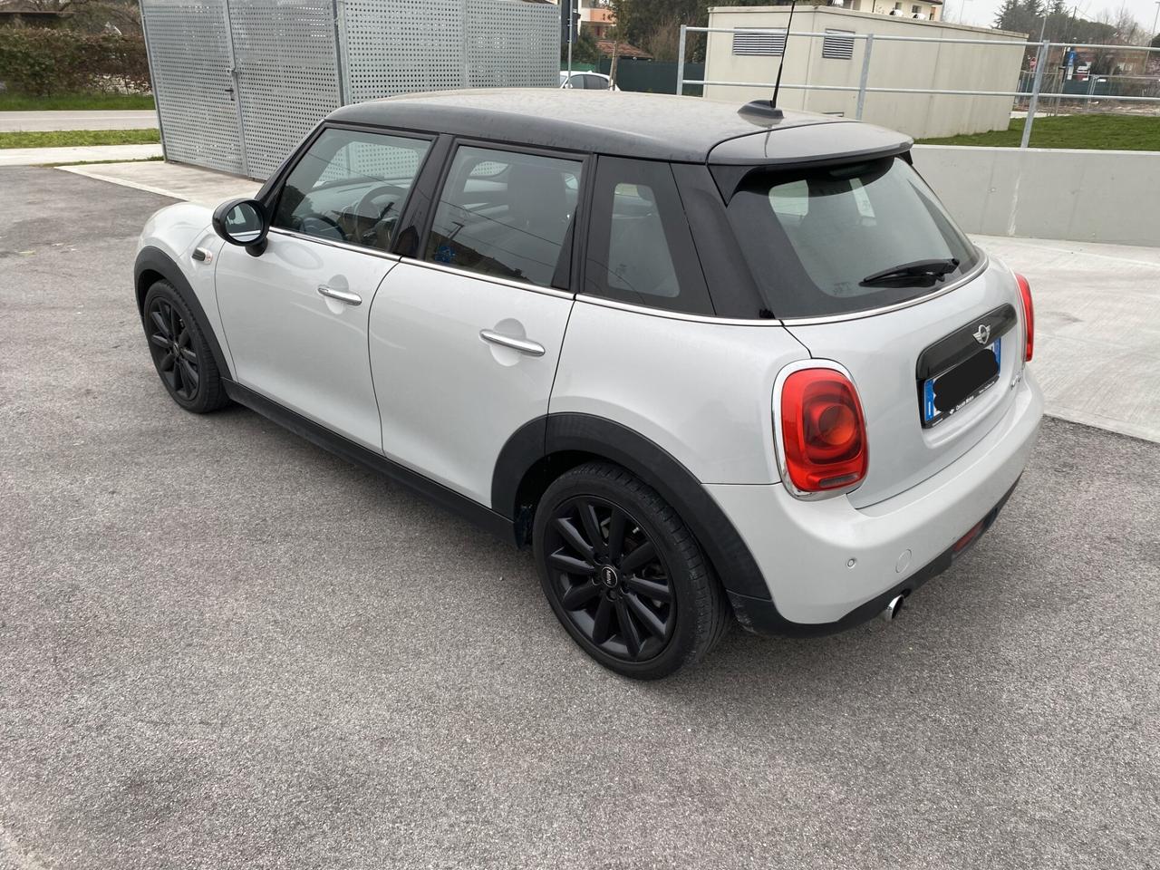 Mini 1.5 Cooper D 5 porte