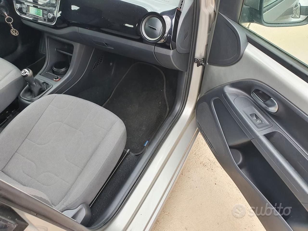 Volkswagen up! 1.0 5p. ECO/UP BENZINA / METANO BlueMotion Technology CLIMA CERCHI MULTIF.