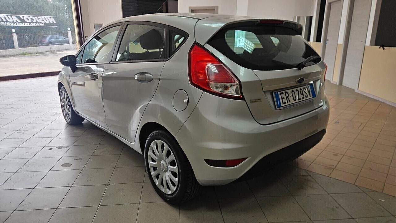 Ford Fiesta 1.5 TDCi 75CV 5 porte