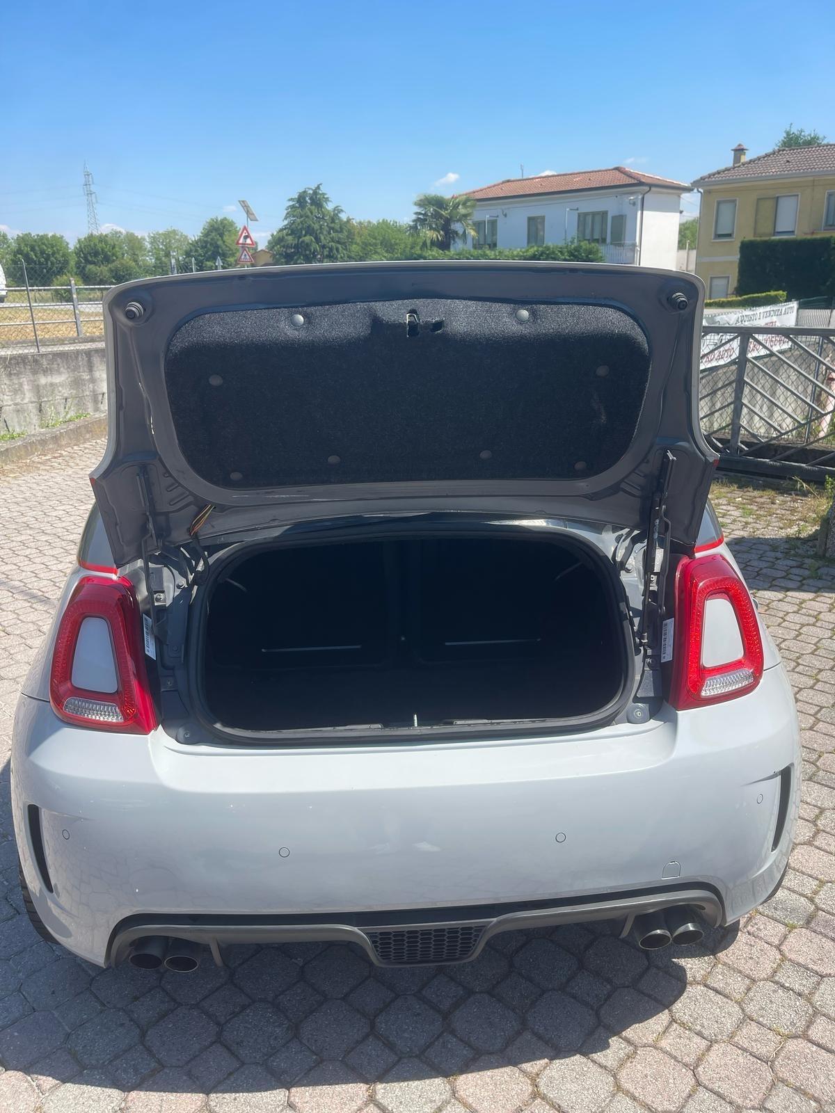 Abarth 500 C 1.4 Turbo T-Jet MTA Bicolore