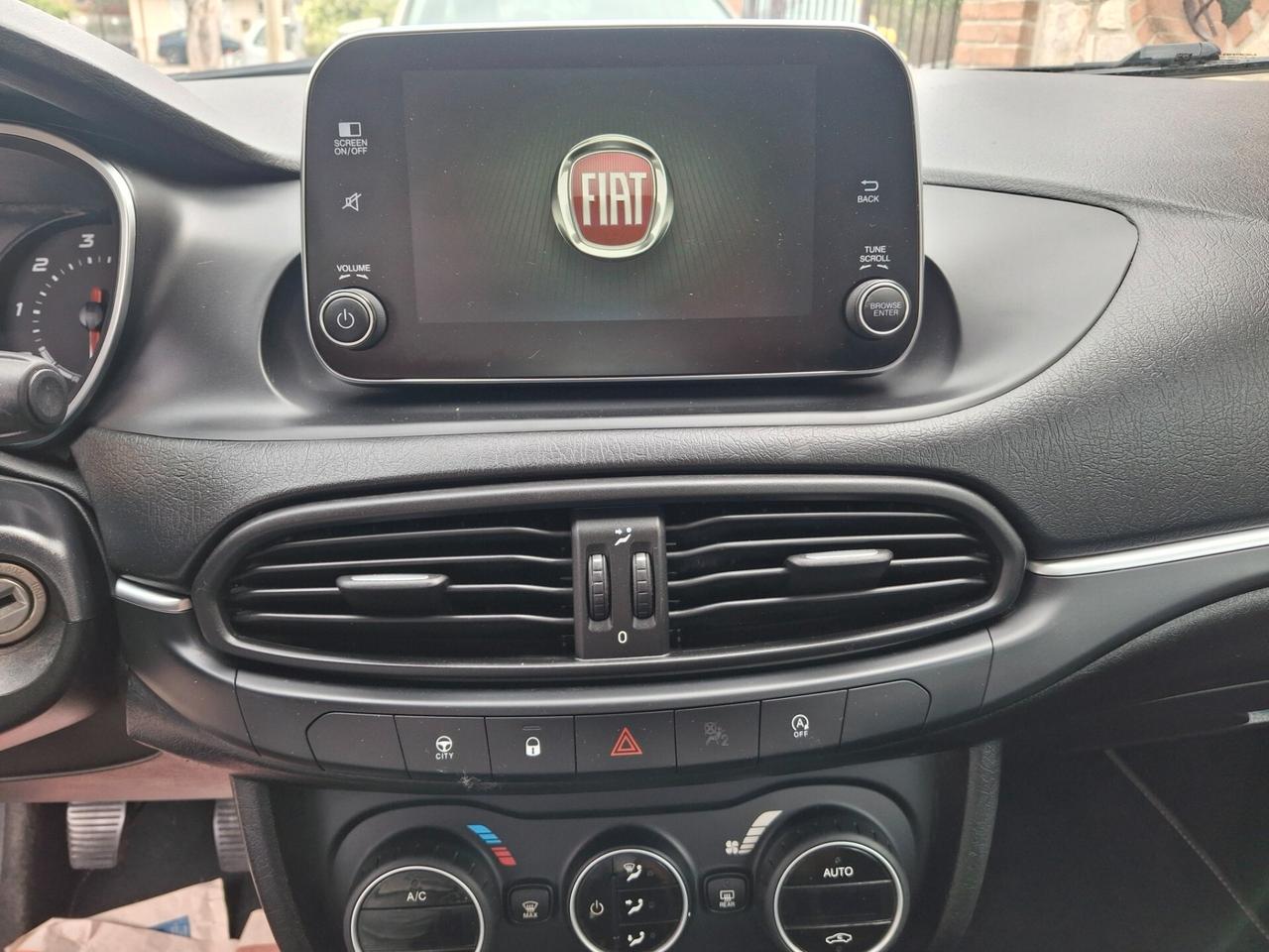 Fiat Tipo 1.3 Mjt S&S 5 porte Lounge