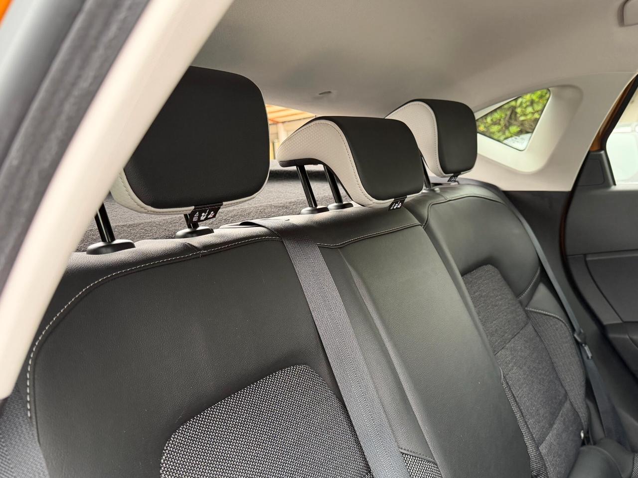 Renault Captur 1.0 TCE 100 cv. INTENS