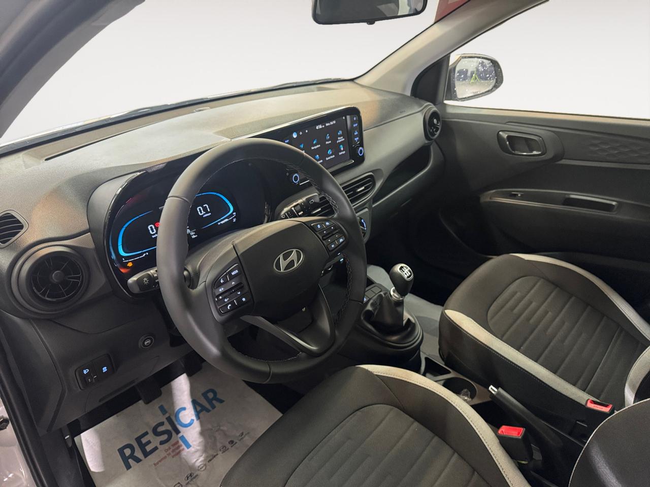 HYUNDAI I10 PE MY25 5P 1.0 GPL MT CONNECTLINE * Conver. GPL