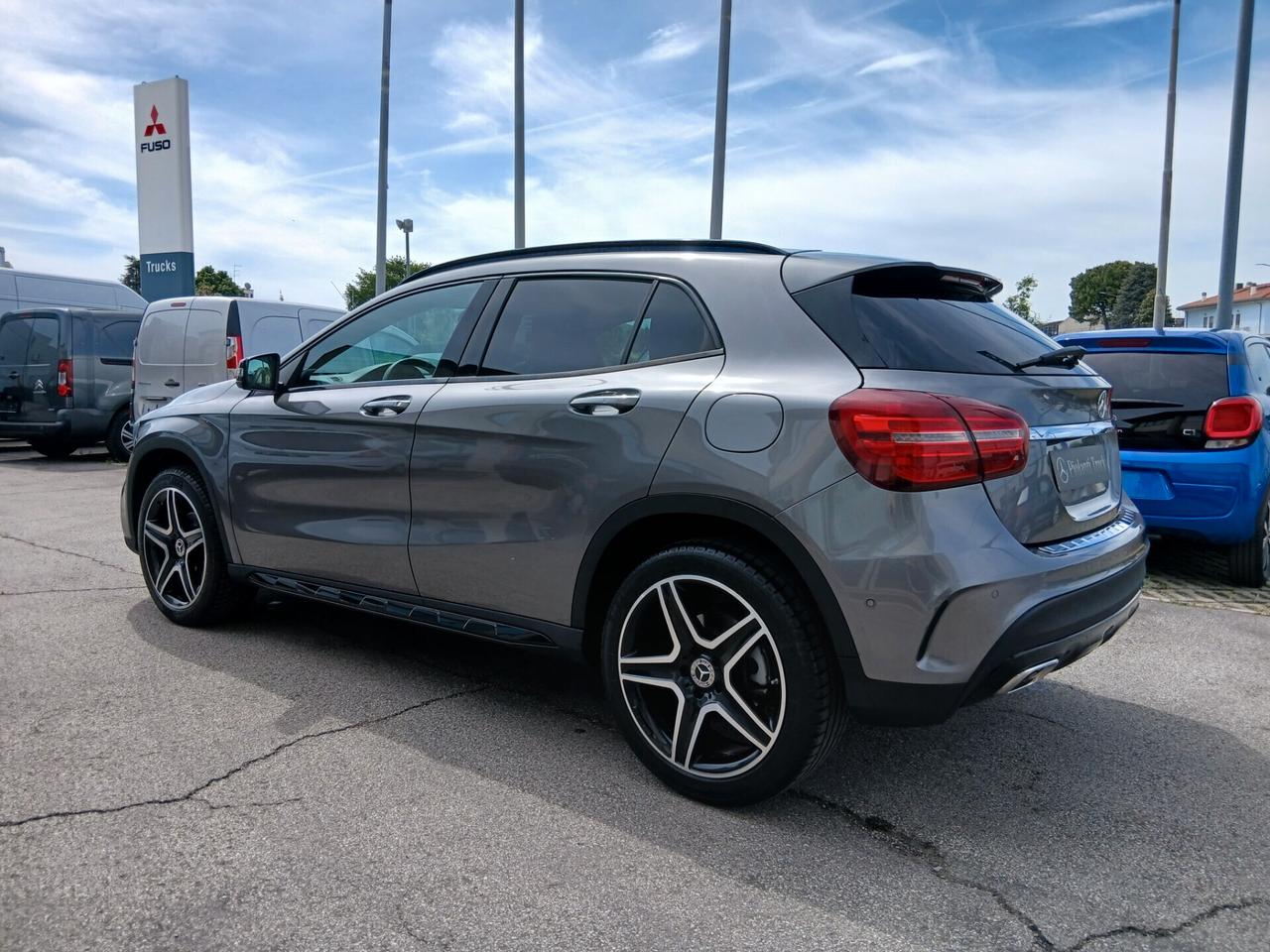 Mercedes-benz GLA 180 d Premium AMG line