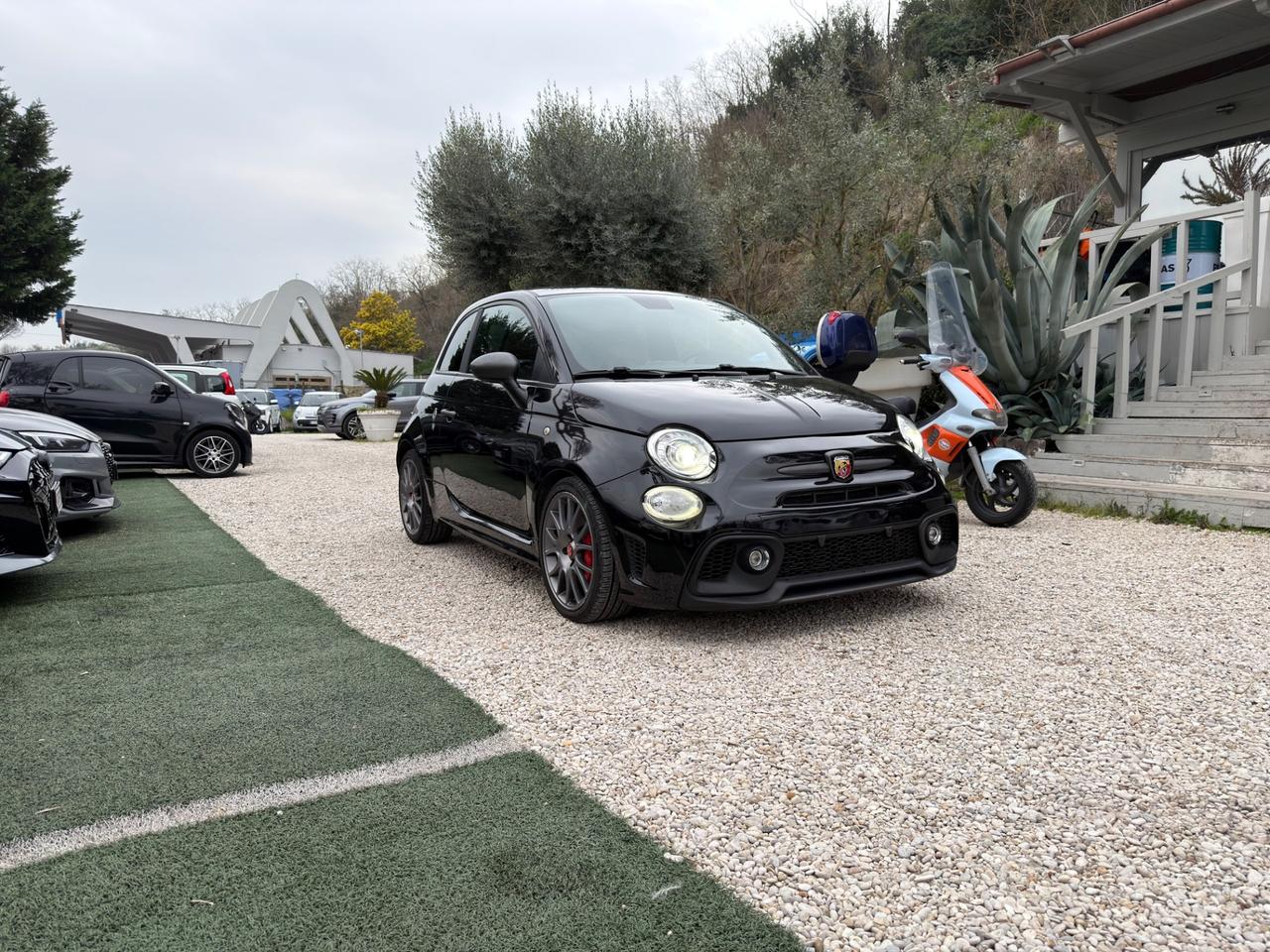 Abarth 595 1.4 Turbo T-Jet 180 CV Competizione