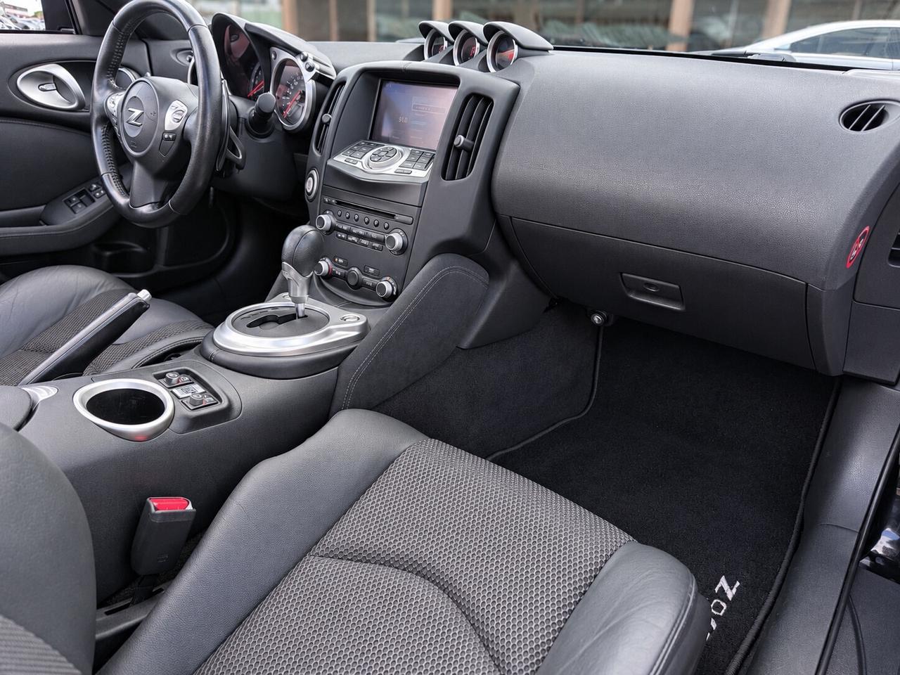 Nissan Z 370Z Roadster 3.7 V6 Lev 2