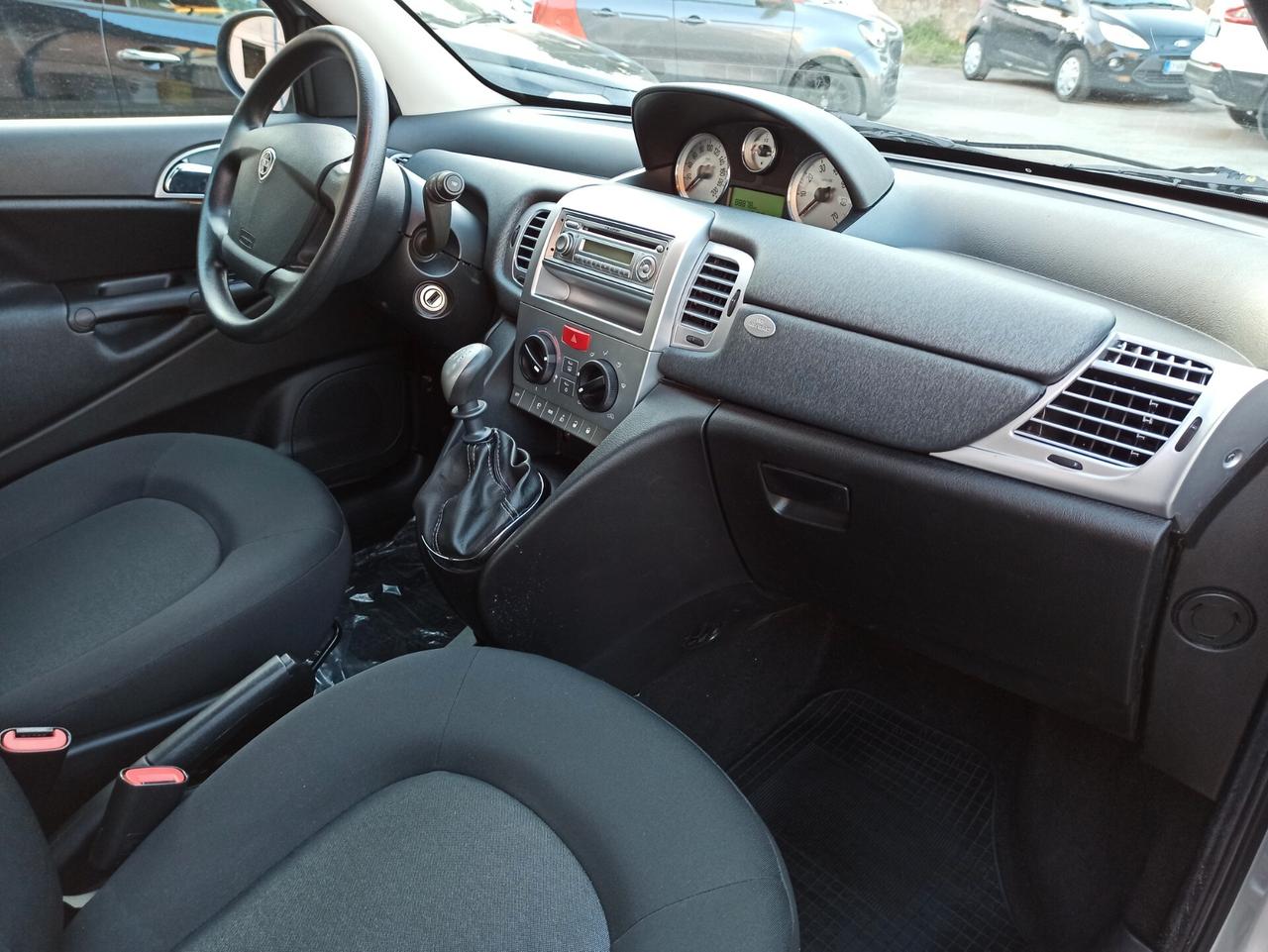 Lancia Ypsilon 1.2 69 CV Diva