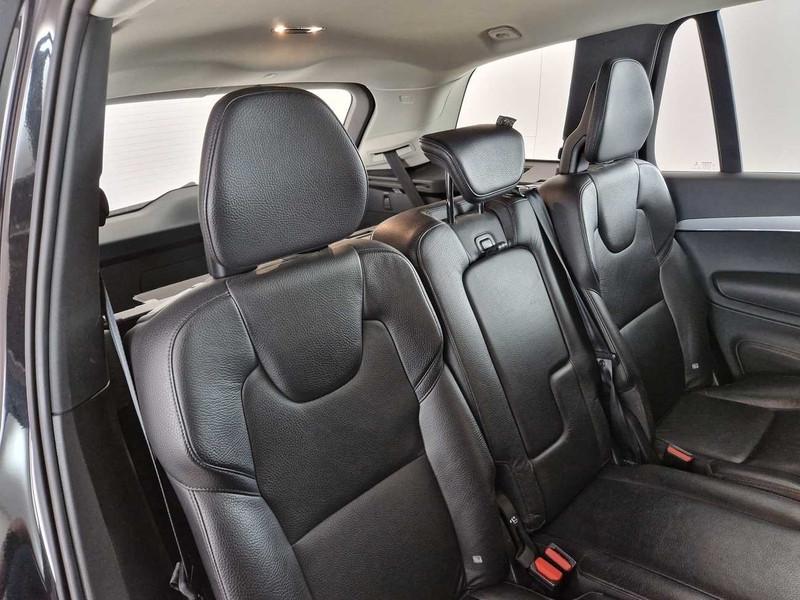 VOLVO XC90 T8 AWD Plug-in 7p Recharge Inscription Expression
