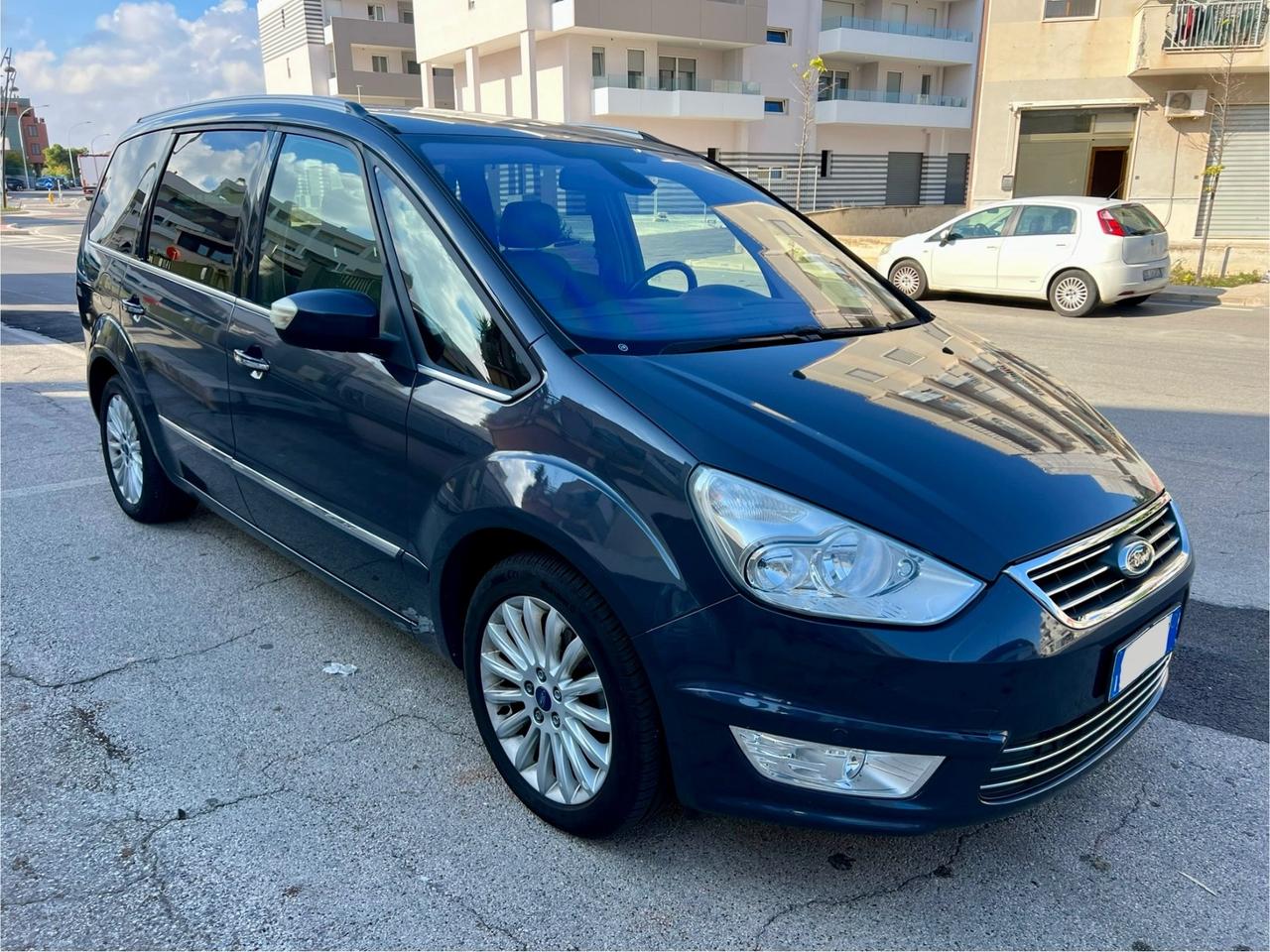 Ford Galaxy 2.0 TDCi 163 CV Powershift New Titanium