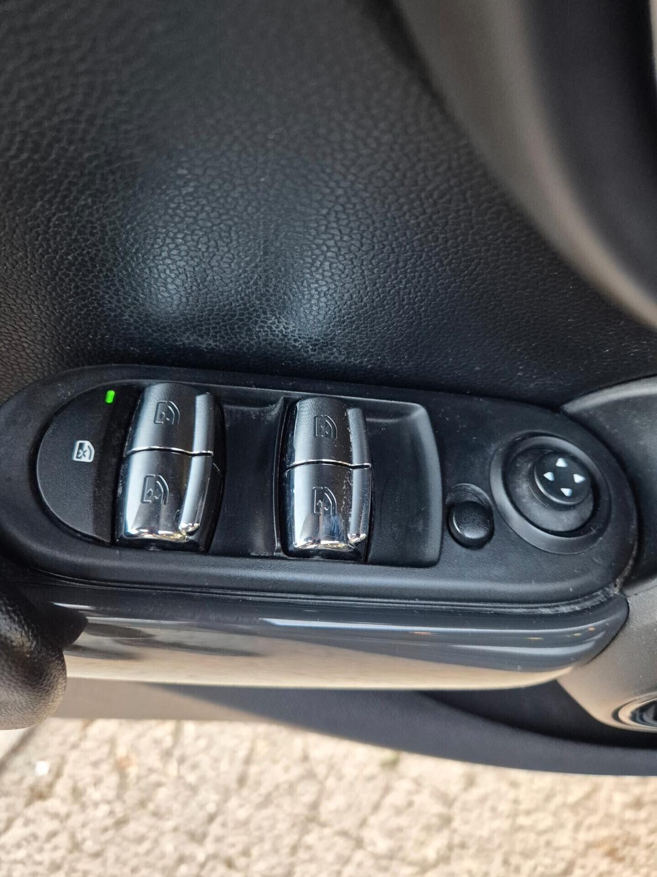 Mini 1.5 Cooper D Business